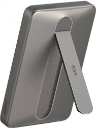 Mágneses ESR Qi2 MagSlim 5000 mAh powerbank állvánnyal – homokszín