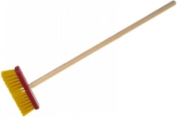 Teddies piros gyereksöprű fa nyéllel