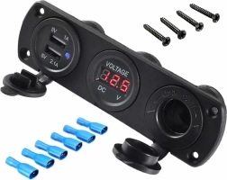 Autós szerelvény aljzat USB-vel és voltmérővel