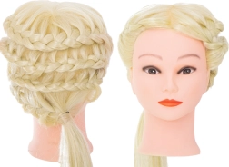 Fodrász gyakorló fej szőke hajjal