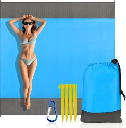 Nagy vízálló strand- és pikniktakaró 210 × 200 cm tokkal