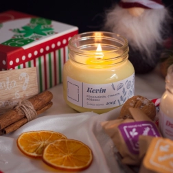 Prémium illatgyertya - Kevin / Lengyel termék