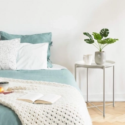 Kerek fém asztal loft stílusban – fehér