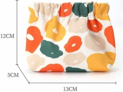 Multifunkciós női kozmetikai táska kézitáskába, virágmintával