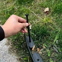 Horgonyok és tüskék kerti szegélyhez 15 cm, 30 db