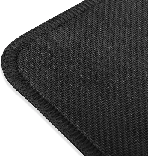 Tartós szegélyvarrás és csúszásmentes stabilitás