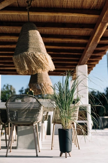 Könnyű, tartós, beltérre és kültérre egyaránt alkalmas