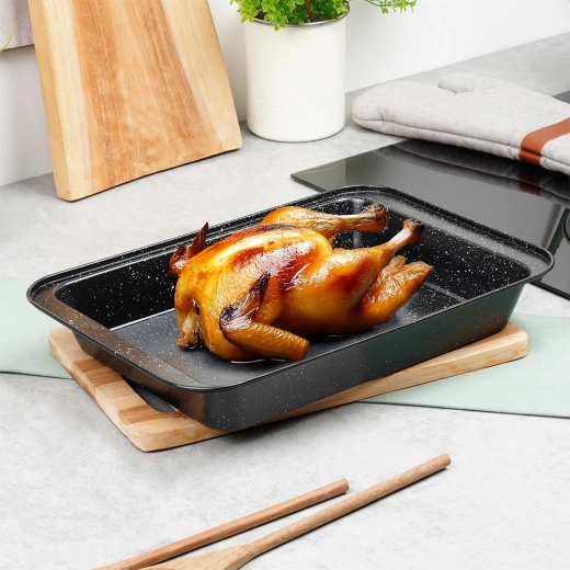 Magas perem a nagyobb űrtartalomért és a tisztább sütőért