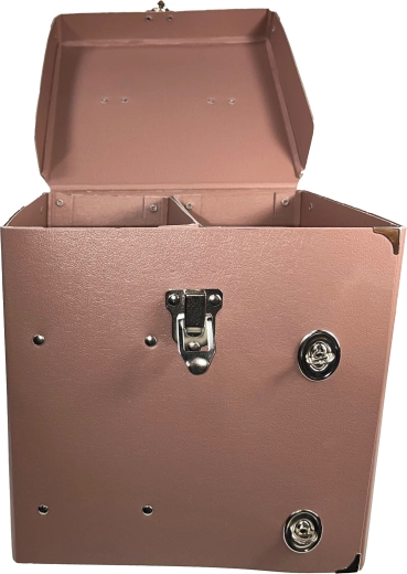 Áttekinthető rendszerezés a belső rekeszeknek köszönhetően