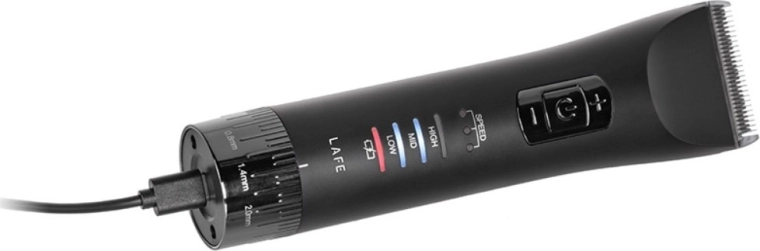 Vezeték nélküli használat akár 2,5 órán át vagy hálózatról