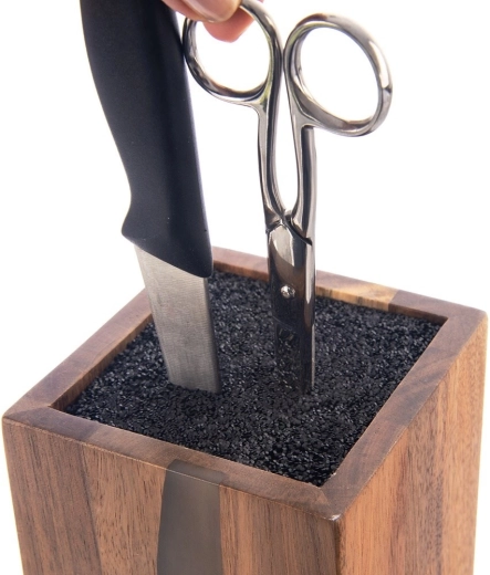 Univerzális betét minden méretű késhez