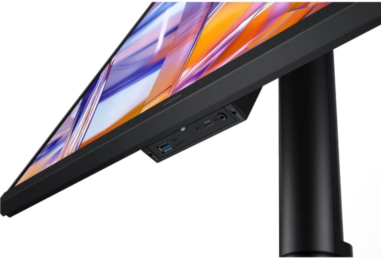 USB-C akár 90 W teljesítményű tápellátással