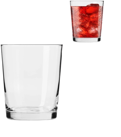 Tökéletesen tiszta üveg kiemeli az ital színét