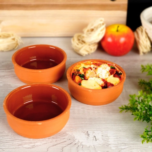 Egymásra rakható, tapasokhoz és desszertekhez ideális