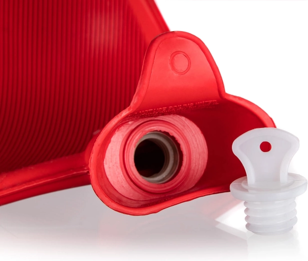 Biztonságos töltés és tömítetten záródó kupak