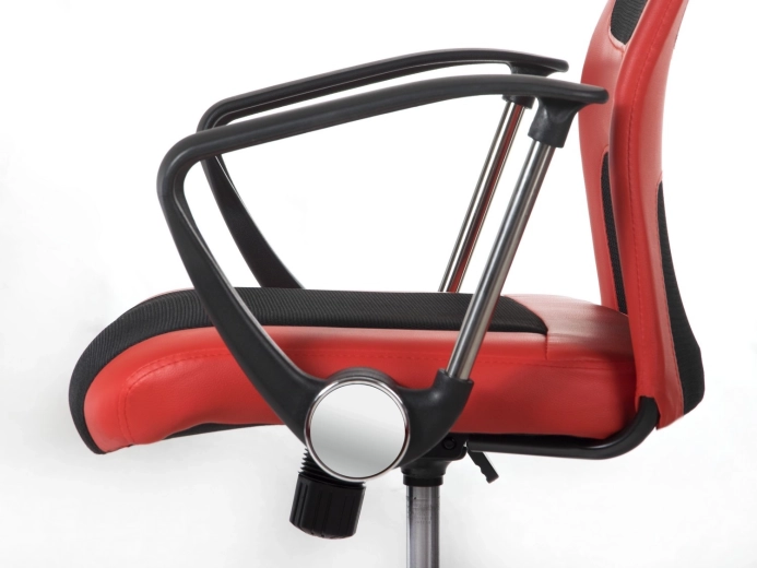 TILT mechanizmus, magasságállítás és stabil krómozott talp