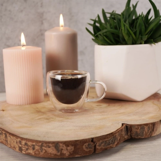 Könnyű és sokoldalú anyag