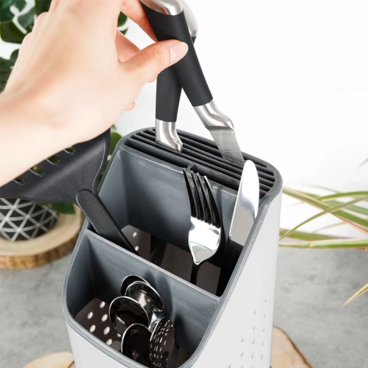 Okos rekeszek evőeszközökhöz és késekhez