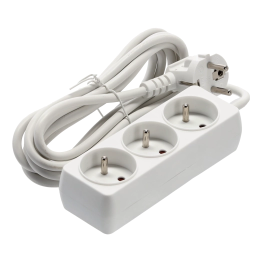 Három földelt aljzat