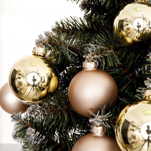 Matt és fényes felületek keveréke a tökéletes kontrasztért