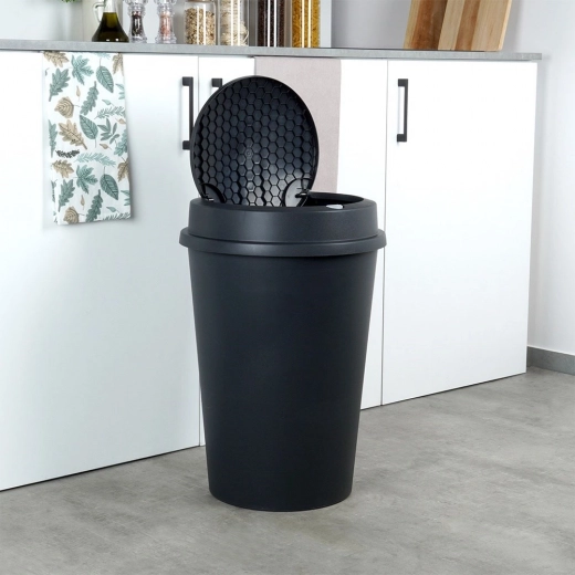 Nagy űrtartalom és tartós kialakítás