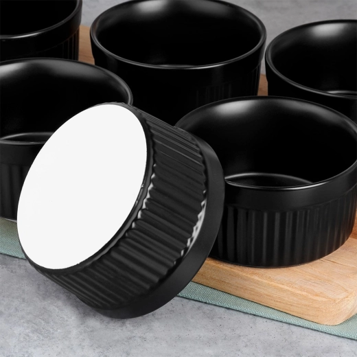 Elegáns dizájn és rakásolhatóság