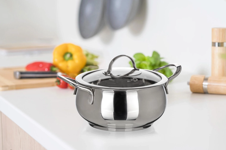 Üvegfedő a főzés ellenőrzéséhez