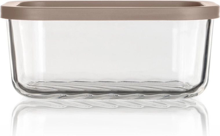 Kompakt forma, könnyű egymásra helyezés