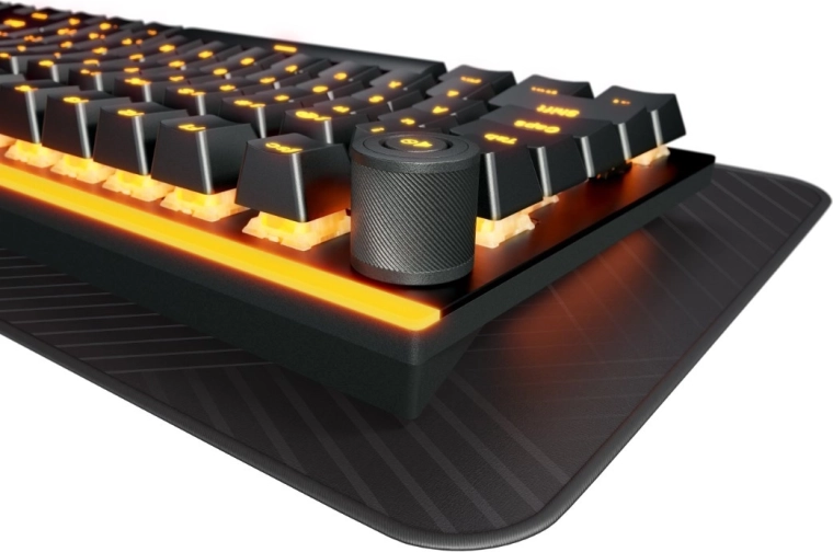 ARGB háttérvilágítás és multimédiás 3D tekerő
