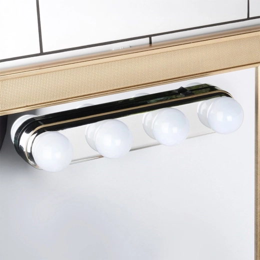 Egyenletes fény a precíz sminkeléshez