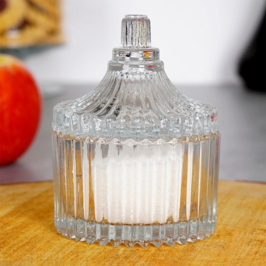 Praktikus fedél fogantyúval