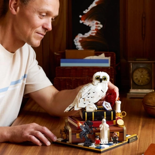 Rejtett jelenetek és okos funkciók