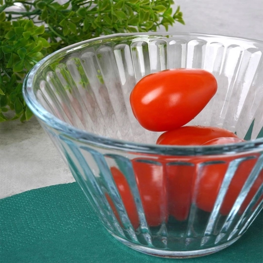 Elegáns bordázott üveg