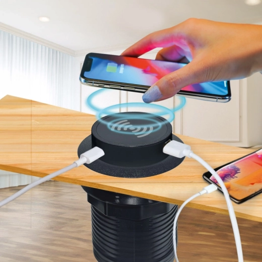 Gyorstöltés USB-C PD-n és USB-A QC 3.0-n keresztül