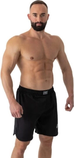 Szabadság a lépésközben lévő elasztikus betétnek köszönhetően