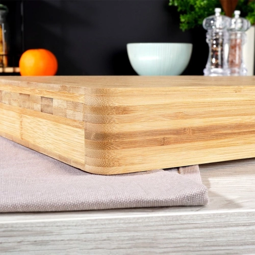 Masszív és stabil munkafelület