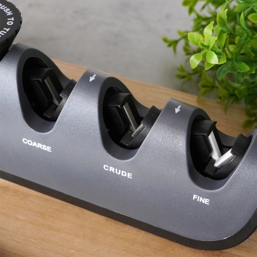 Négy élezőzóna, köztük gyémánt az ollókhoz