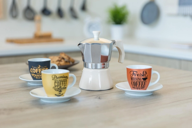 Erős és aromás kávé, mint Olaszországban