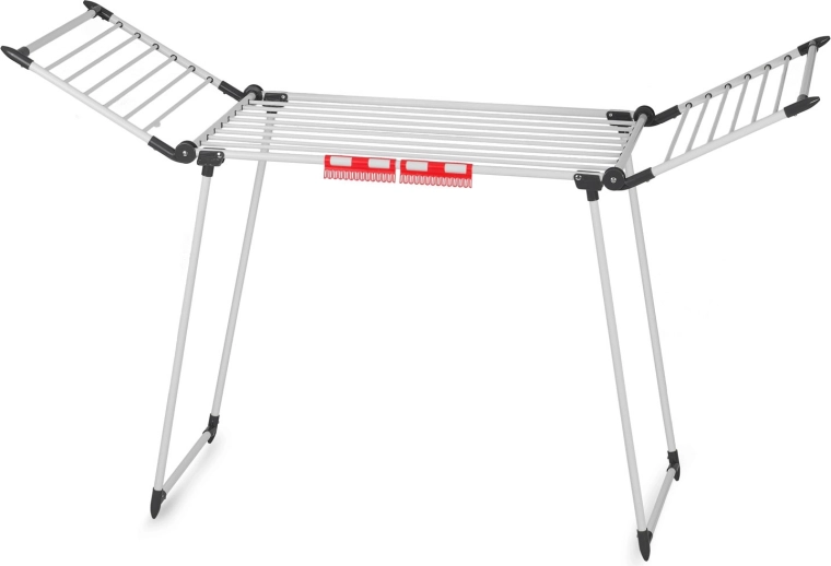 Felhajtható szárnyak és rögzítők a fehérneműhöz