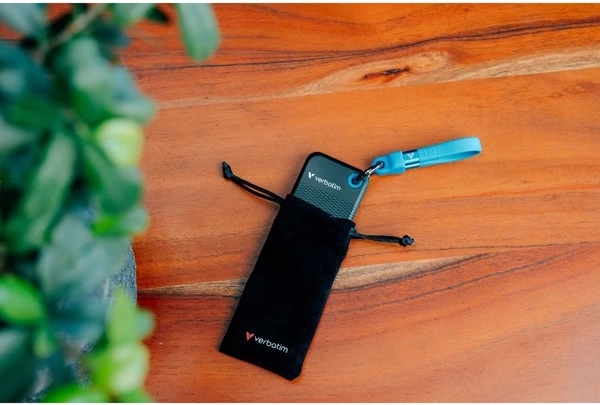 Masszív polikarbonát kivitel