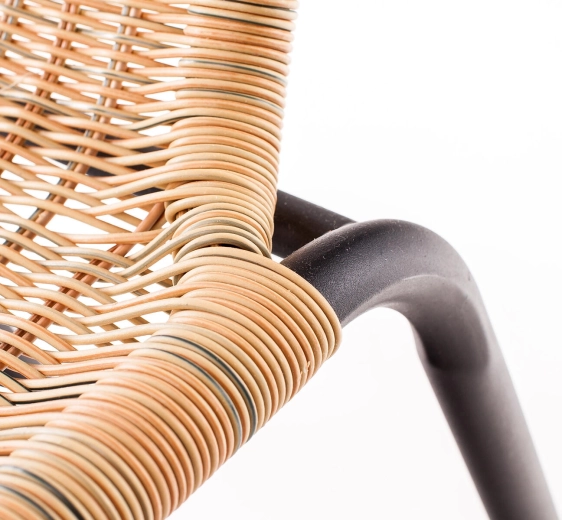 Strapabíró és légáteresztő PE rattan