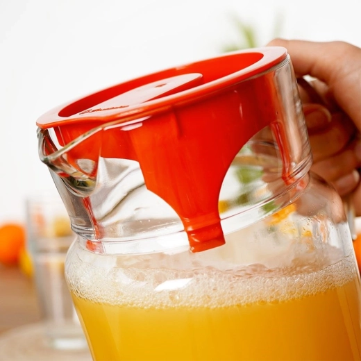 Praktikus tető védi az italt