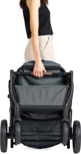 Egykezes összecsukás és kompakt tárolás