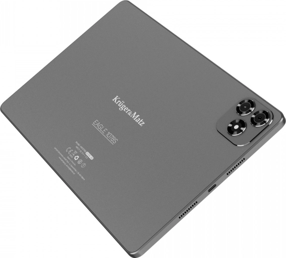 Négy hangszóró és többkamerás felszereltség