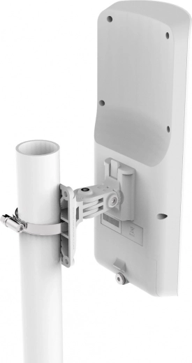 Integrált router akár 30 dBm teljesítménnyel