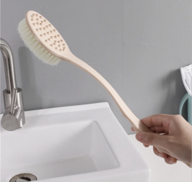 Fürdőkefe nyéllel Krém 34 cm