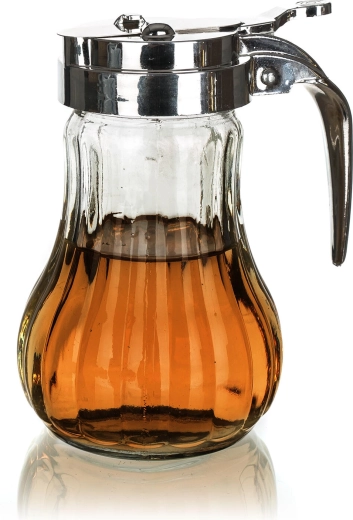 Pontos és tiszta egykezes öntés