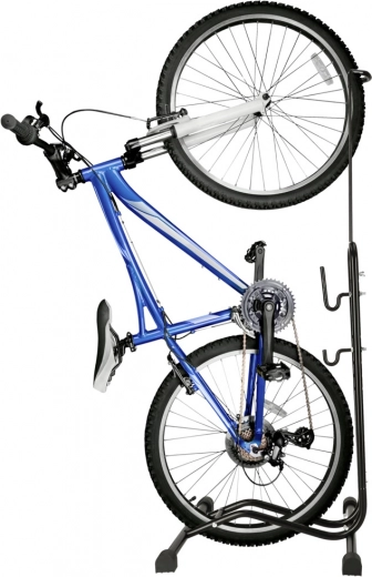 Helytakarékos, függőleges kerékpártárolás