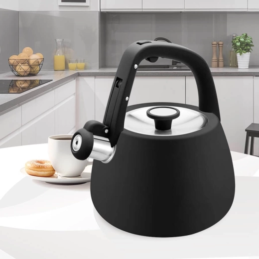 Ergonomikus fogantyú és levehető fedél