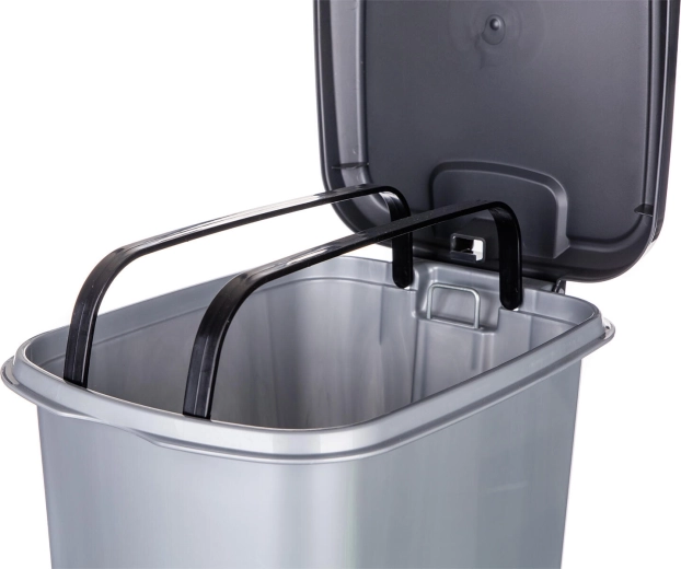 Kényelmes zsákrögzítés és rendezett megjelenés